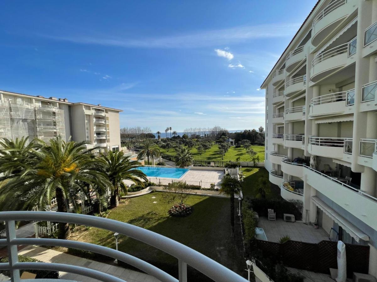 Appartement Tout Confort Vue Mer Antibes Dış mekan fotoğraf